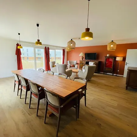 Dans Avec Salon Et Cuisine Partages - 402 * Epron