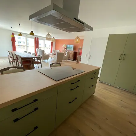 Dans Avec Salon Et Cuisine Partages - 402 Aparthotel